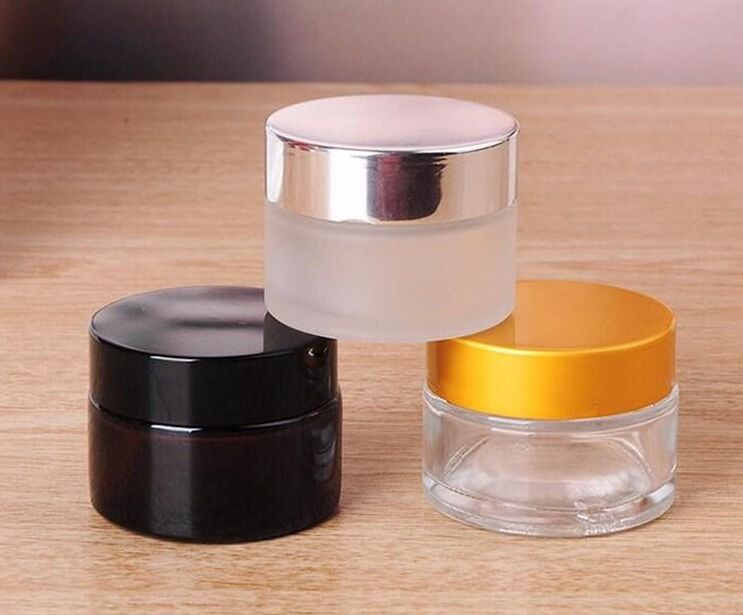 10g/10ml Cosmetic Empty Jar Pot Makeup Face Cream Container Bottle with black Silver Gold Lid and Inner Pad 0131
10g/10ml Cosmetic Empty Jar Pot Makeup Face Cream Container Bottle with black Silver Gold Lid and Inner Pad 0131