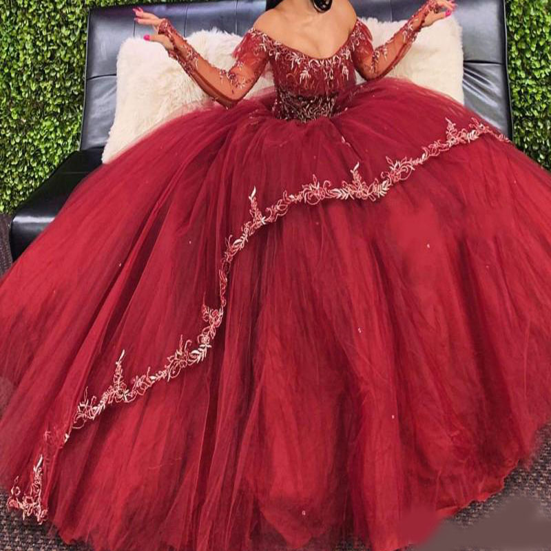 Dark Red Quinceanera Dresses Boat Neck Long Sleeve Sweet 16 Pageant Appliques Tiered Tulle Skirt Ball Gown Prom Dress 2020