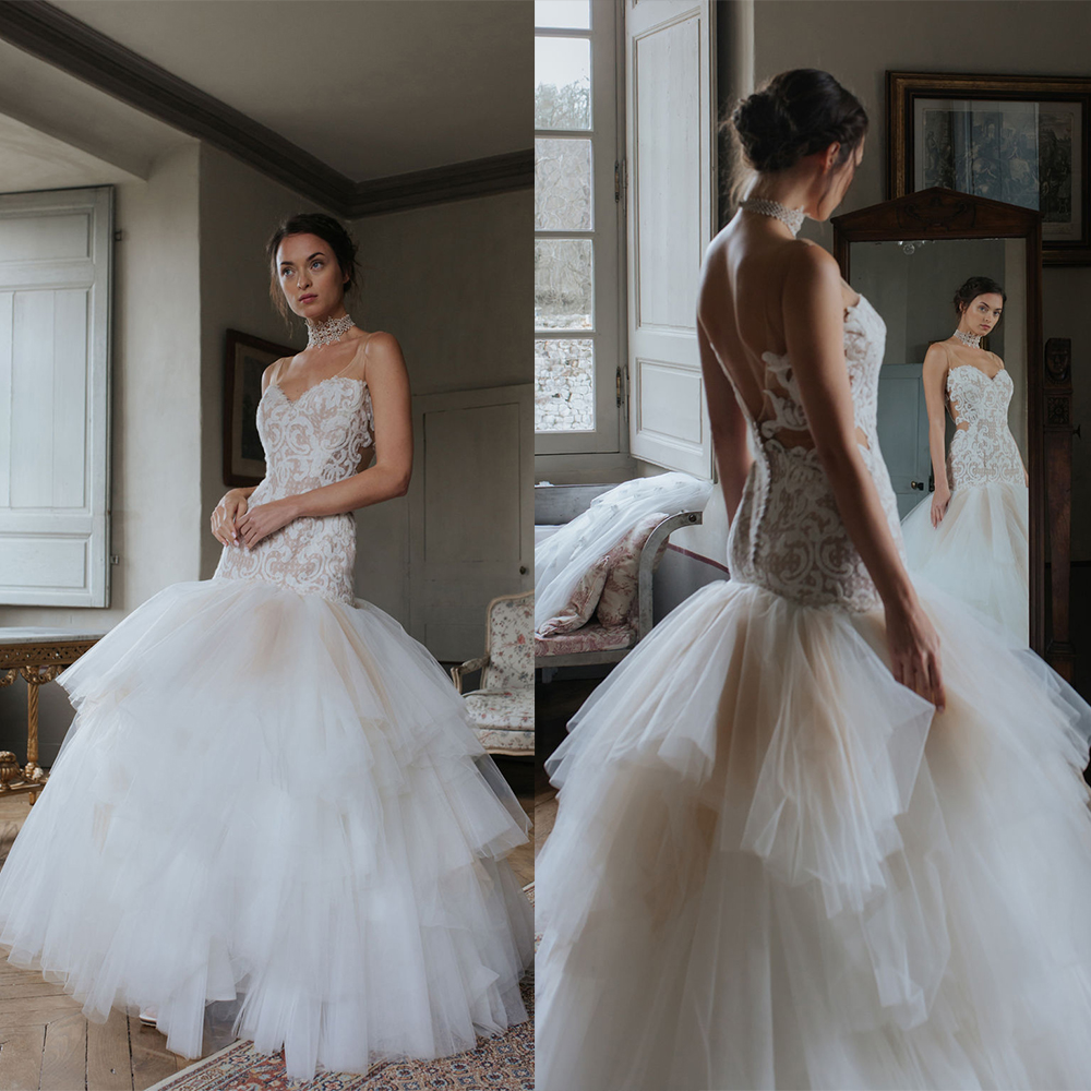 Cymarine Mermaid Wedding Dresses Covered Button V Neck Appliques Tiered Tulle Bridal Gowns Sweep Train Robes De Mariée, Black
Cymarine Mermaid Wedding Dresses Covered Button V Neck Appliques Tiered Tulle Bridal Gowns Sweep Train Robes De Mariée, Black