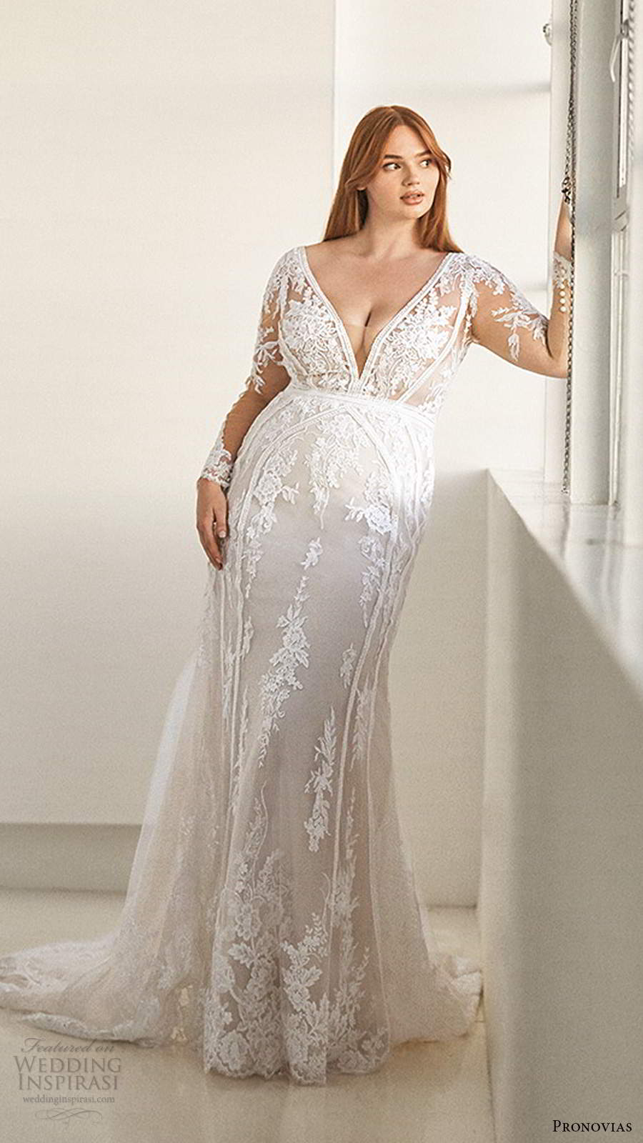 Plus Size Mermaid Wedding Dresses V Neck Transparent Long Sleeves Sweep Train Lace Appliques Long Sleeve Custom Made Court Gown Women Vestidos De Novi