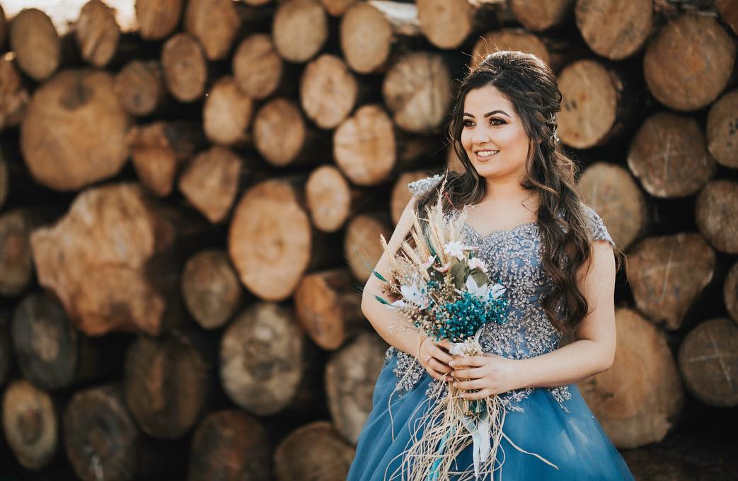 2020 Modest Sweetheart Short Sleeve A Line Evening Lace Applique Sequins Formal Dresses Sweep Train Party Gown 0508