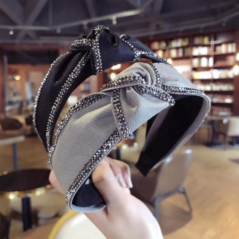 2020 Fashion Summer Women's Hairband High Quality Turban Shining Rhinestone Headwear Adult Women Hair Accessories Wholesale
2020 Fashion Summer Women's Hairband High Quality Turban Shining Rhinestone Headwear Adult Women Hair Accessories Wholesale