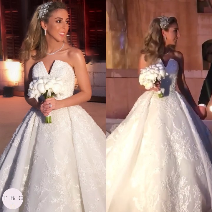 Beaded Charming Lace Wedding Dresses Strapless Neck Sequined Bridal Gowns Sweep Train Tulle Robe De Marie