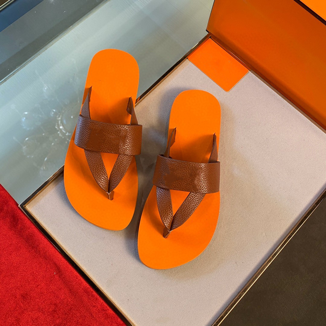 Hot sale fashion designer men slipper beach slide gear bottoms mens striped sandals causal non-slip summer huaraches slippers flip flops, Blue 
Hot sale fashion designer men slipper beach slide gear bottoms mens striped sandals causal non-slip summer huaraches slippers flip flops, Blue