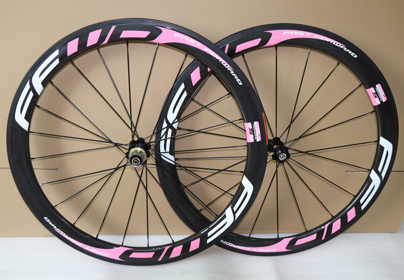T1000 Carbon Wheels 50mm 700C Carbon Road Bicycle Wheelset 50mm Clincher Tubular Tubeless Road bike Wheels
T1000 Carbon Wheels 50mm 700C Carbon Road Bicycle Wheelset 50mm Clincher Tubular Tubeless Road bike Wheels