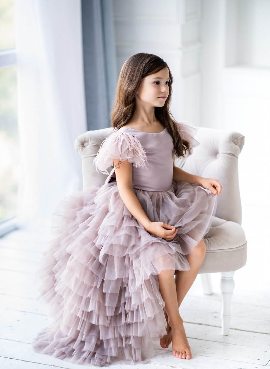 2020 High Low Flower Girl Dresses Kids Wedding Jewel Neck Feather Tiered Skirts Girls Pageant Dress A Line Custom Bow Birthday Party Gowns