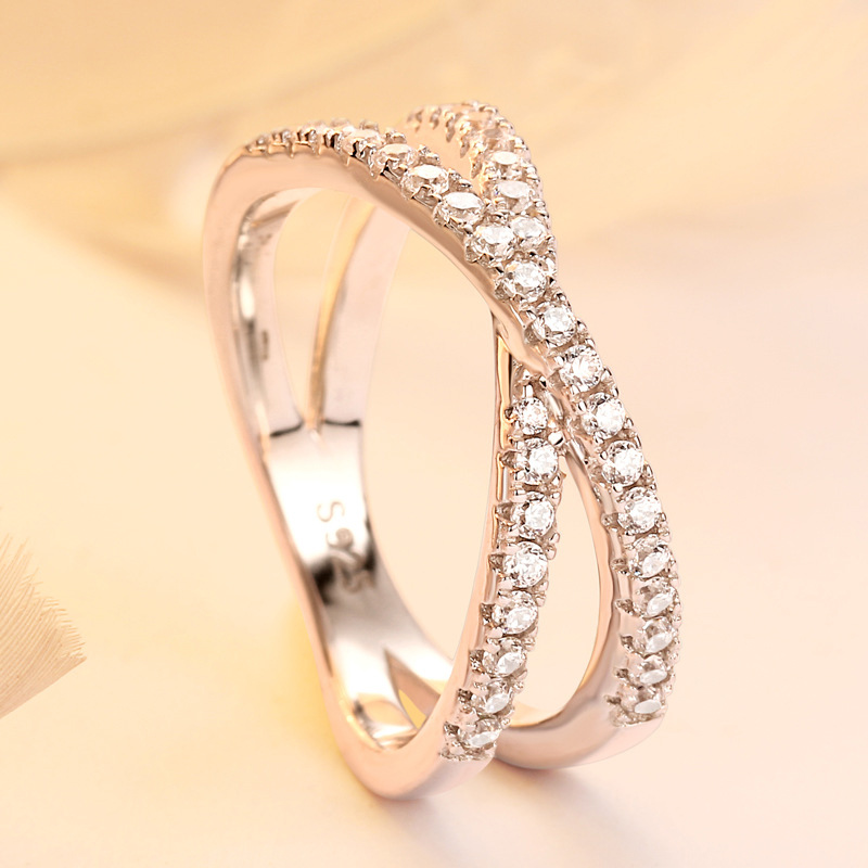 Exquisite 2 Rows Sparkling CZ Cross rings for women Top quality 925 Sterling silver Wedding Engagement party jewelry Dropshipping
Exquisite 2 Rows Sparkling CZ Cross rings for women Top quality 925 Sterling silver Wedding Engagement party jewelry Dropshipping
