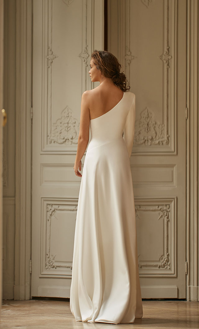 Liz Martinez 2020 Split Wedding Dresses Simple One Shoulder Long Sleeve Beach Boho A Line Satin Bridal Gowns Vestido De Novia