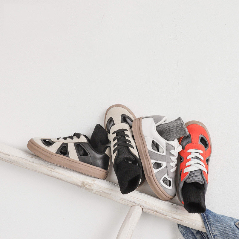 Children's hole shoes 2020 spring new boys and girls sports shoes fashion color matching trend casual hollow casual shoes
Children's hole shoes 2020 spring new boys and girls sports shoes fashion color matching trend casual hollow casual shoes