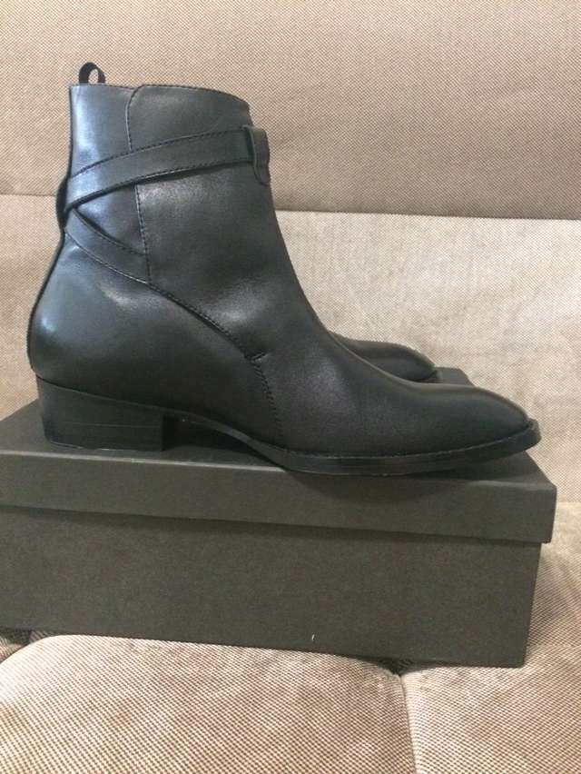 Factory outlet genuine leather persional shoes real picture fashion cow leather high top steeel half boots