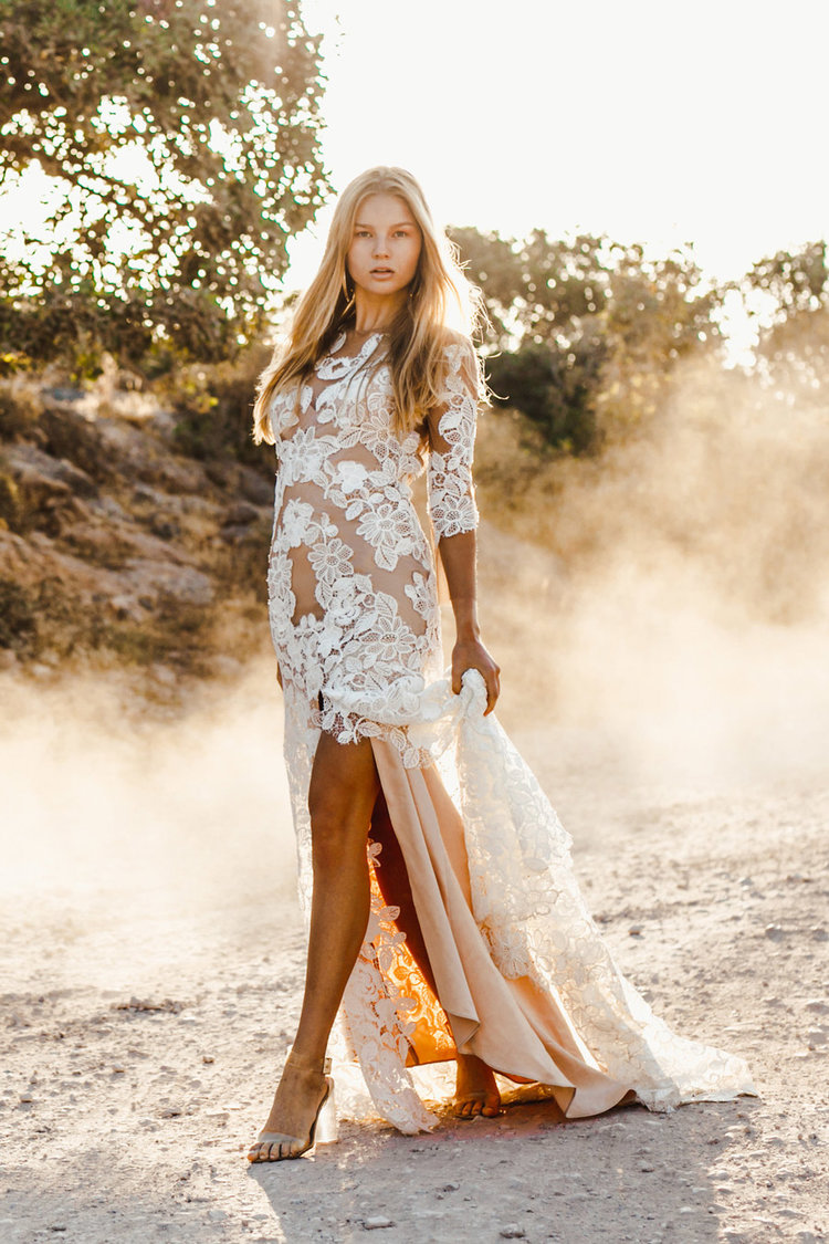 2019 Mermaid Wedding Dresses Thigh High Split Jewel Neck Lace Appliques Long Sleeve Wedding Dress Sexy Boho Backless Bridal Gowns Plus Size