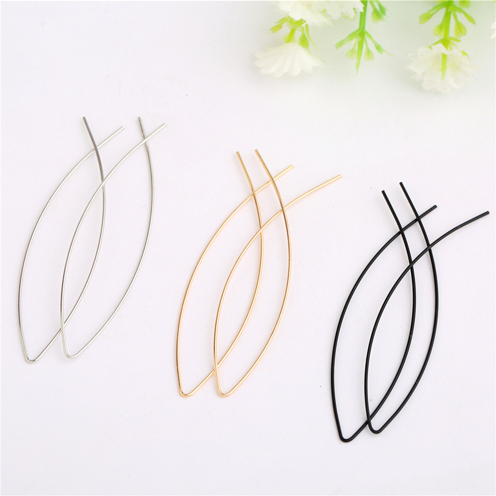 Fish earrings modern metal curved rod threading earrings - Simple lightweight curved vertical pull-open fish hoop hanging copper fish-shaped