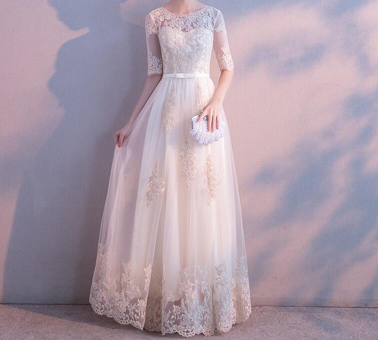 Light Champagne Mother of the Bride Dresses Half Sleeves Zipper Back Floor Length Mother of the bride gowns