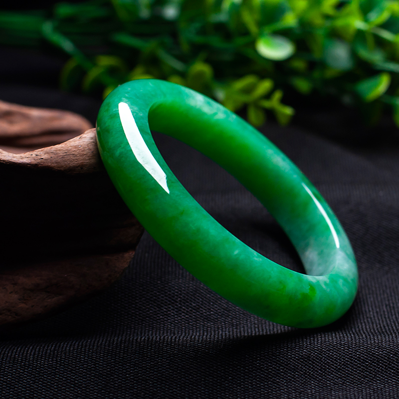 Gift Certificate Natural Myanmar A-Class Raw Stone Carving 54-62mm Green Bracelet Bracelet Best Gift
Gift Certificate Natural Myanmar A-Class Raw Stone Carving 54-62mm Green Bracelet Bracelet Best Gift