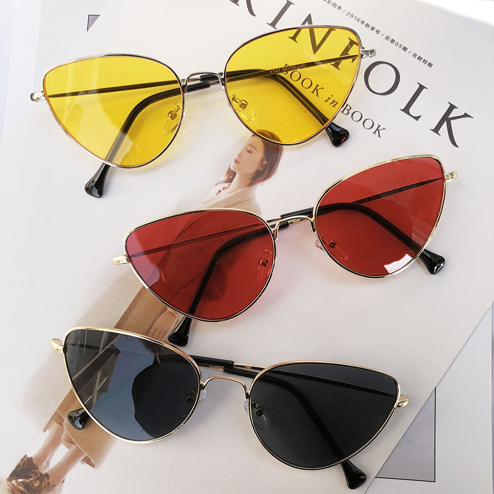 cat eye shade for women fashion sunglasses brand woman vintage retro triangular cateye glasses oculos feminino sunglasses Sexy, White;black
cat eye shade for women fashion sunglasses brand woman vintage retro triangular cateye glasses oculos feminino sunglasses Sexy, White;black