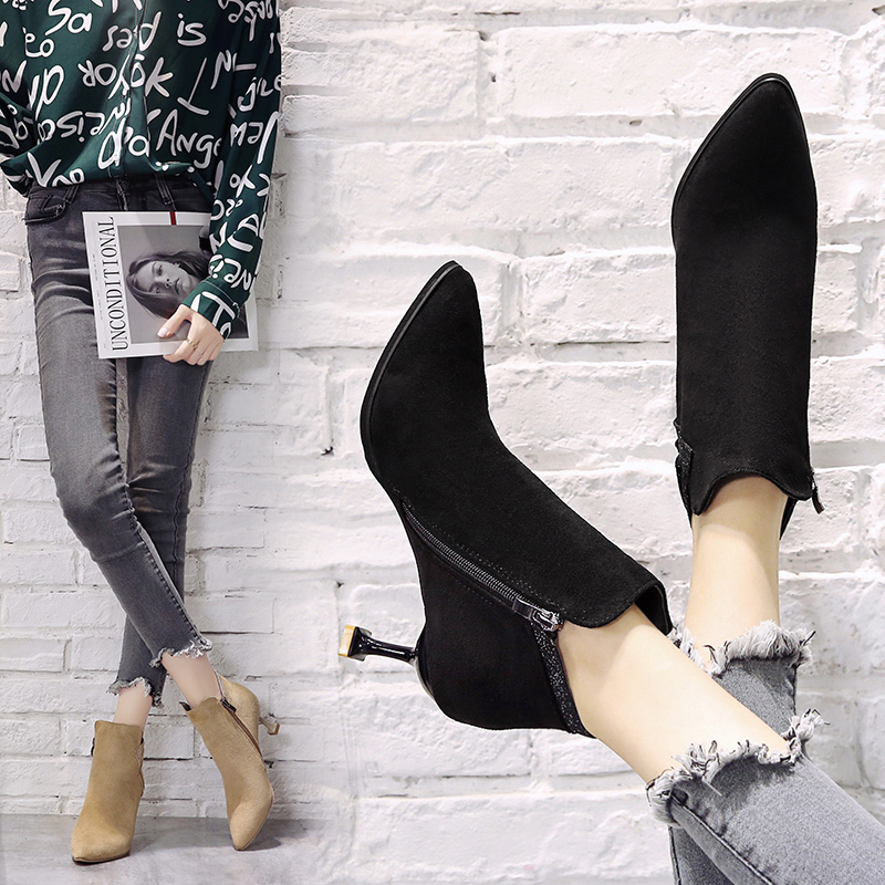 Bootee Woman 2019 Women's Ankle Boots Pointe Shoes Leather Booties Zipper Low Pointy Autumn Rubber Ladies Rock High Heel Winter
Bootee Woman 2019 Women's Ankle Boots Pointe Shoes Leather Booties Zipper Low Pointy Autumn Rubber Ladies Rock High Heel Winter