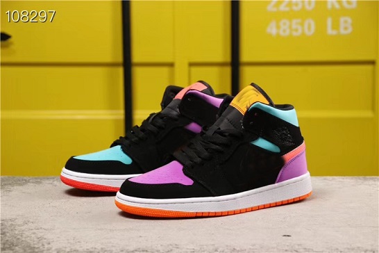 Colorful mandarin duck New 1 High OG Game Royal Basketball Shoes women Men 1s Top 3 Shattered Backboard Shadow Multicolor Sneakers With Box, Multi
Colorful mandarin duck New 1 High OG Game Royal Basketball Shoes women Men 1s Top 3 Shattered Backboard Shadow Multicolor Sneakers With Box, Multi