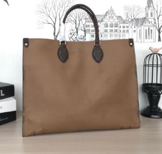 2020 Wholesale and Retail Free Shipping Shoulder Bag Designer Handbag Women Handbag Fashion Large Duplex Printing Different Style Designer
2020 Wholesale and Retail Free Shipping Shoulder Bag Designer Handbag Women Handbag Fashion Large Duplex Printing Different Style Designer