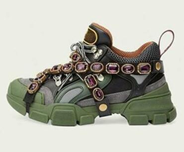 Casual shoes Removable Crystals MEN Womens Designer Sneakers Climbing Shoes Mens Outdoor boots with Crystal chain25632
Casual shoes Removable Crystals MEN Womens Designer Sneakers Climbing Shoes Mens Outdoor boots with Crystal chain25632