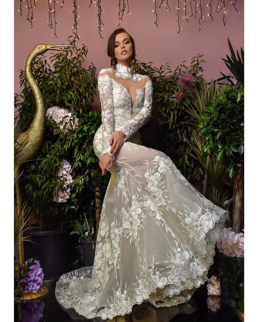 Arabic High Neck Mermaid Wedding Dress Lace Appliques Long Sleeve Vestidos De Novia Light Champagne Custom Made Beach Country Wedding Dress