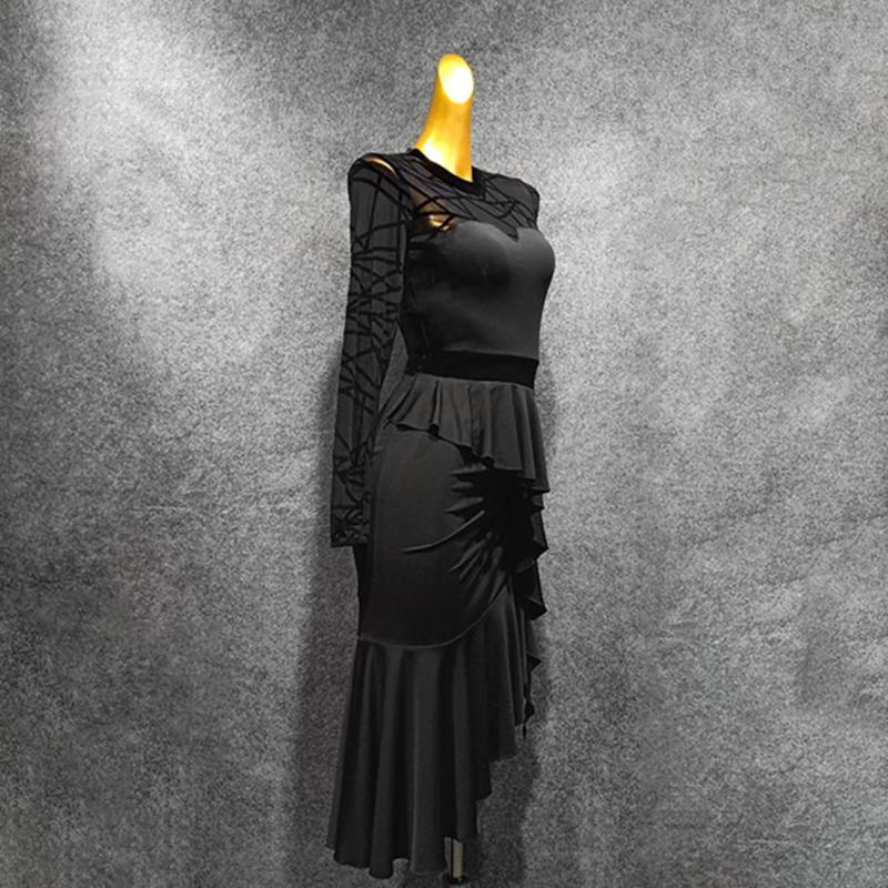 2020 New Long Sleeve Lace Design Latin Dance Dress Dancing Performance Women Dress Ballroom Samba Tango T046, Black
2020 New Long Sleeve Lace Design Latin Dance Dress Dancing Performance Women Dress Ballroom Samba Tango T046, Black