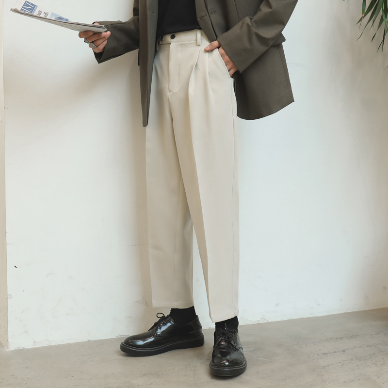 2020 Spring And Summer New Youth Popular Solid Color Loose Pleated Loose Trousers Men Fashion Casual Wild Straight Pants -XL, Beige
2020 Spring And Summer New Youth Popular Solid Color Loose Pleated Loose Trousers Men Fashion Casual Wild Straight Pants -XL, Beige