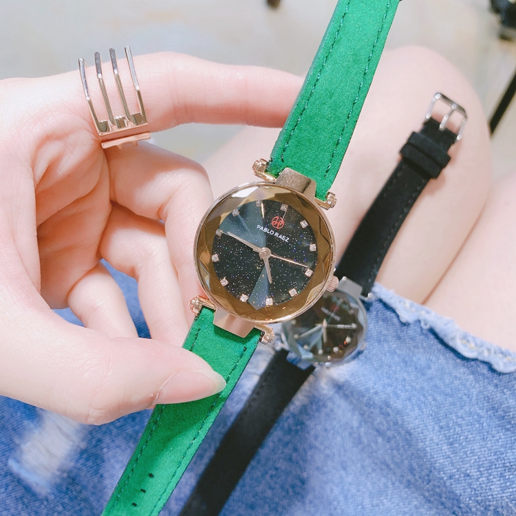 Top new popular style 2019 Fashion women genuine leather watch Luxury Wristwatch female clock green color fashion Best gift lady dress watch, Silver black band
Top new popular style 2019 Fashion women genuine leather watch Luxury Wristwatch female clock green color fashion Best gift lady dress watch, Silver black band