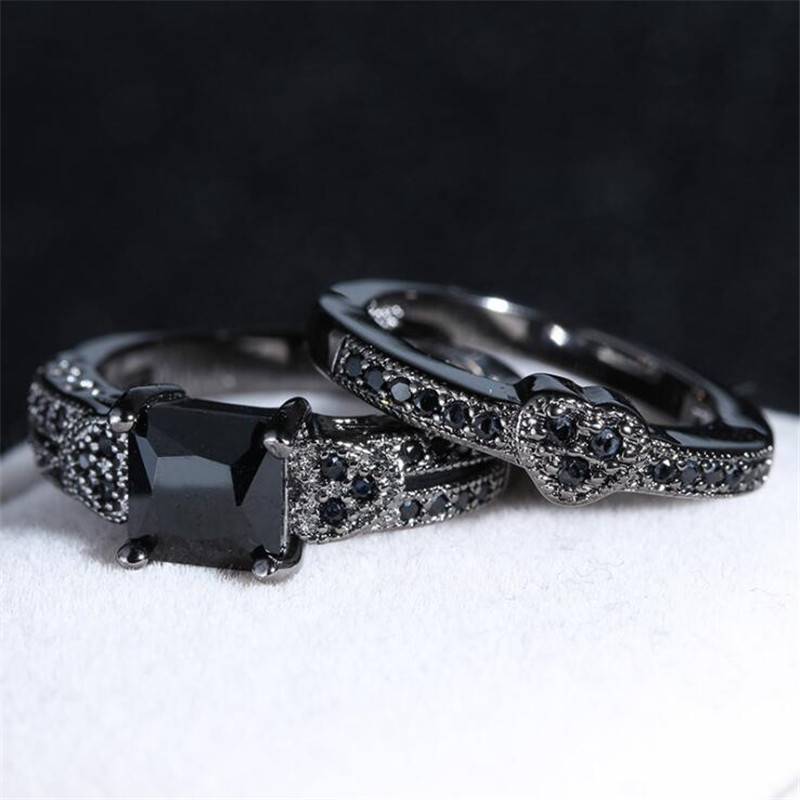 Hot Sale Vintage Fashion Jewelry Sier&Black Gold Fill Princess Cut Sapphire CZ Dia Couple Rings Women Wedding Bridal Ring Set Gift 74c1