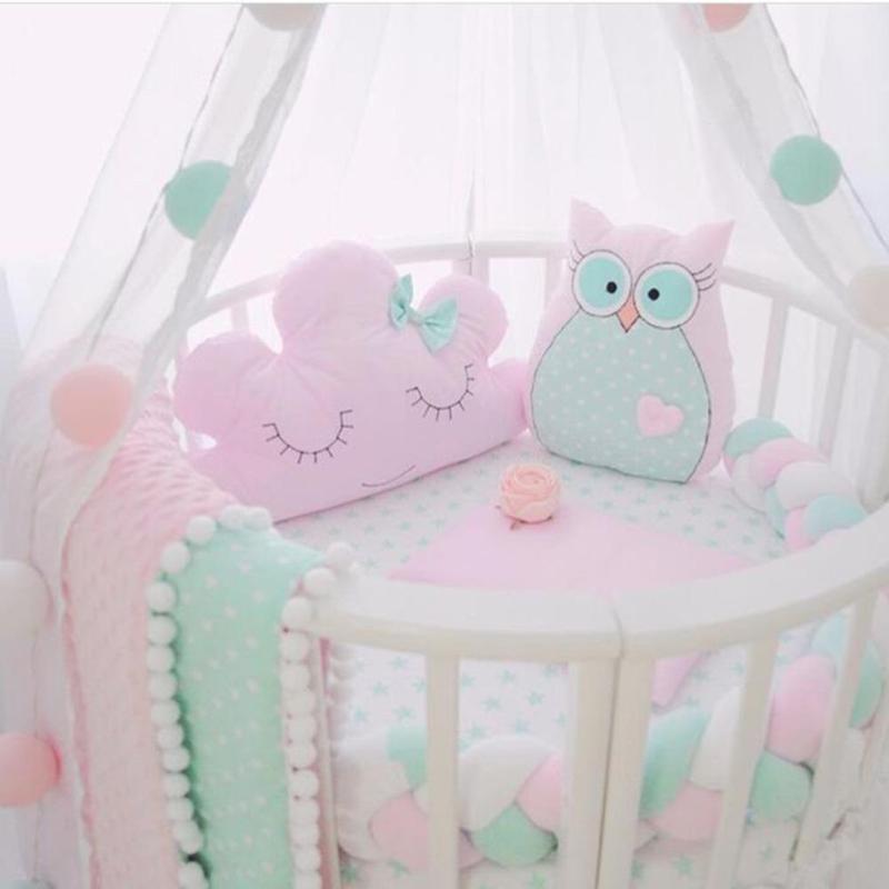 Colorful Knot Soft Baby Pillow Bumper Braided Crib Pillow Baby Bed Decoration Cushion Protector Pillows Infant Room Decorative 240422