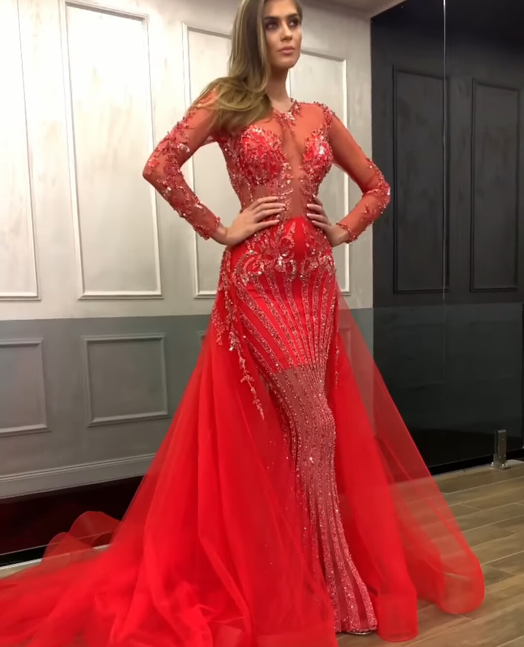 2019 Gorgeous Mermaid Prom Dresses With Detachable Train Jewel Neck Lace Beaded Long Sleeve Evening Gowns Party Wear Quinceanera Wear