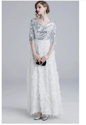 Noble banquet temperament long white sequins show thin annual party dress skirt host
Noble banquet temperament long white sequins show thin annual party dress skirt host