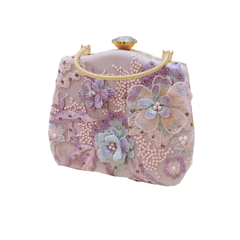 women Hanfu bags female 2020 new Korean version sweet flower embroidery banquet clutch girls chain crossbody handbag for party, Color same as pictur
women Hanfu bags female 2020 new Korean version sweet flower embroidery banquet clutch girls chain crossbody handbag for party, Color same as pictur