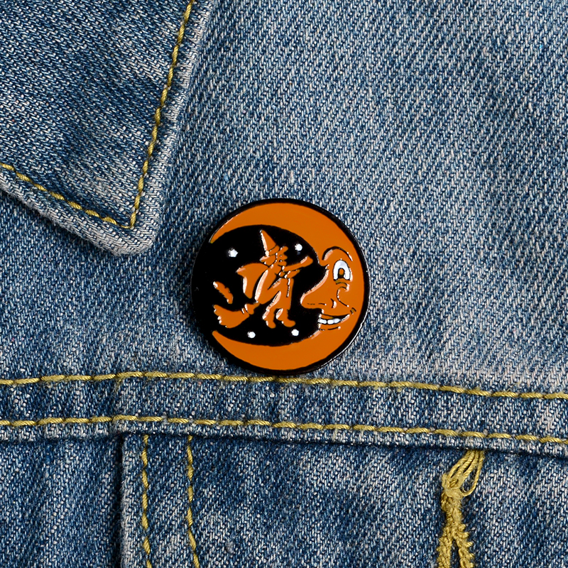 Lapel Pin Halloween Magic Witches Broomstick Moon Star Smiley Punk Jewelry Round Enamel Brooches Gift Friend
Lapel Pin Halloween Magic Witches Broomstick Moon Star Smiley Punk Jewelry Round Enamel Brooches Gift Friend