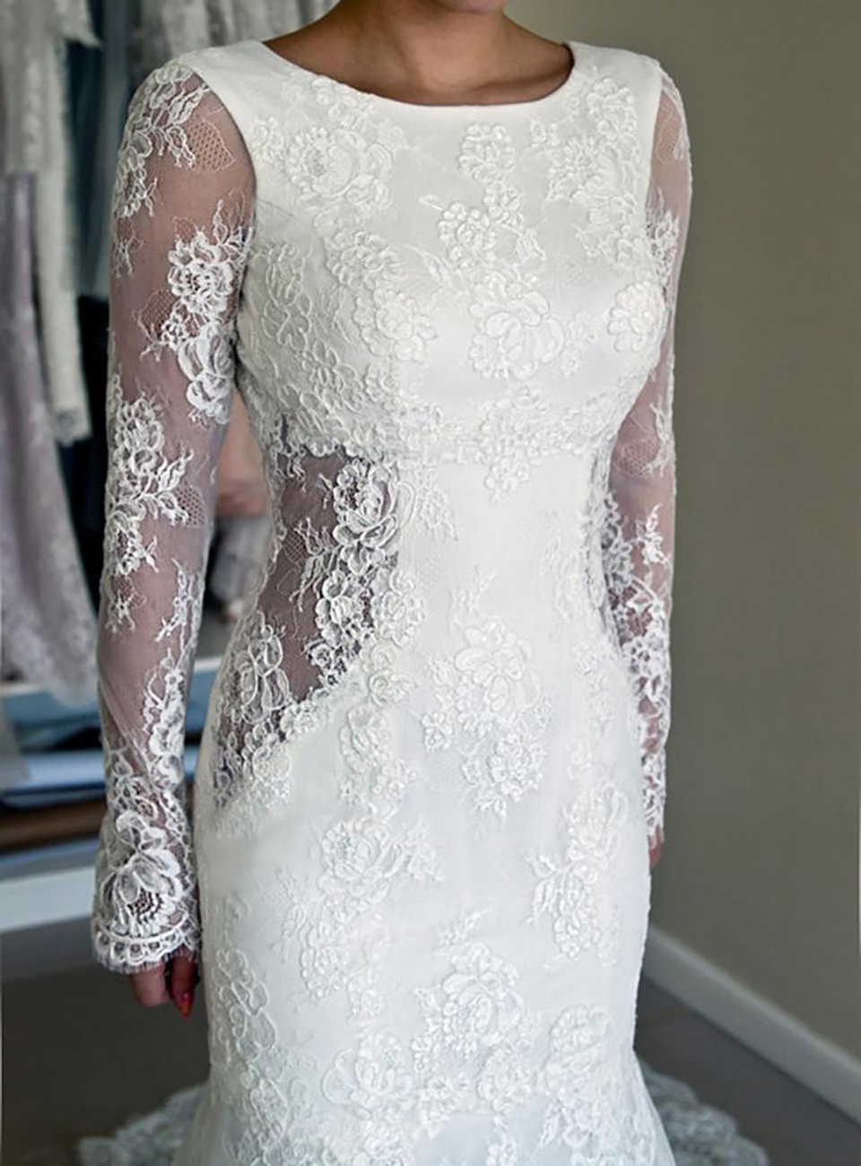 Stunning Jewel Long Illusion Sleeves Court Train Sheath White Wedding Dress with Open Back Full Lace within Lining Mermaid Bridals Gown