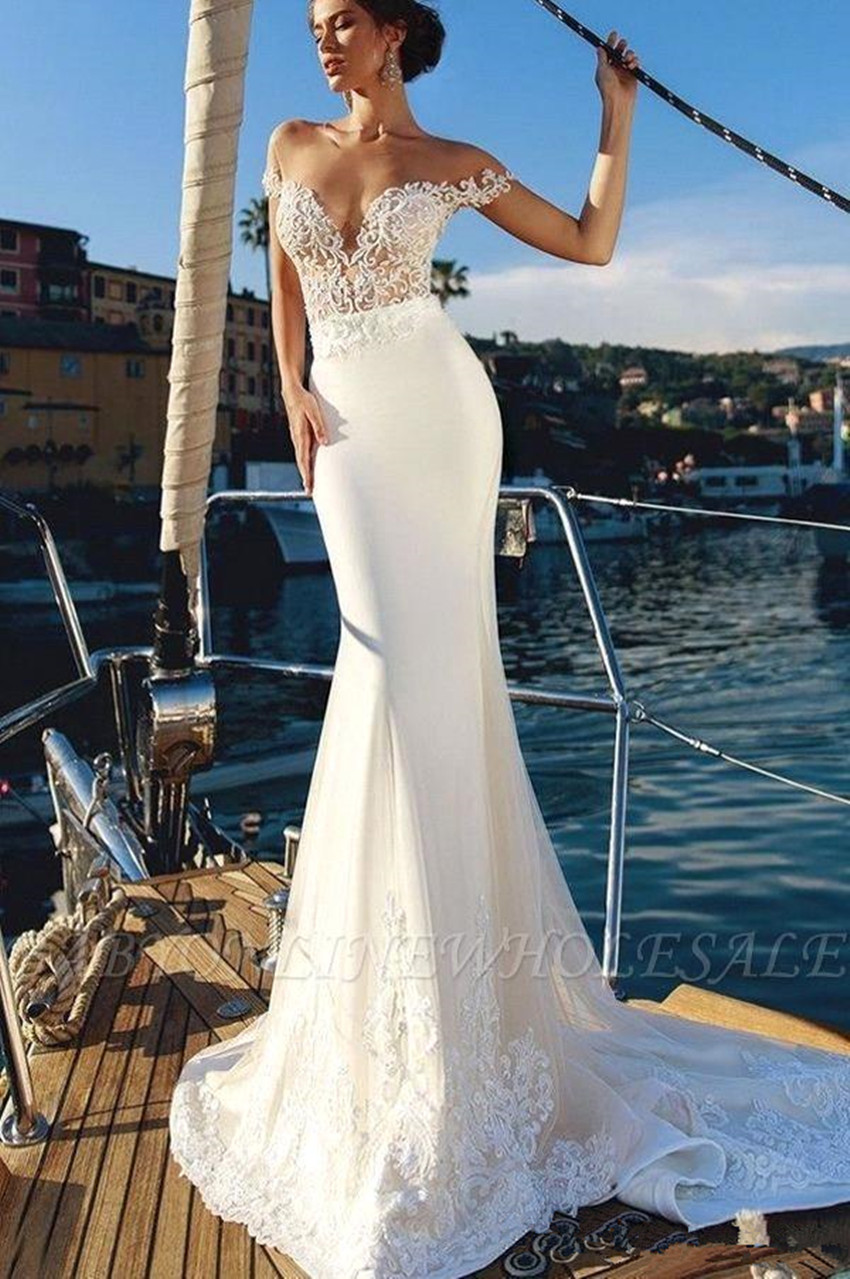 New A Line Summer Wedding Dresses Elegant Sheer Lace Off Shoulder Backless Appliques Ruched Sweep Train Satin Bride Wedding Gowns