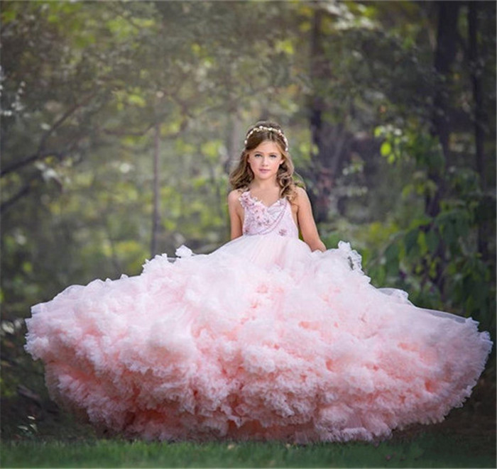 Light Pink Flower Girl Dresses for Weddings V Neck Ruffles Appliqued Puffy Tulle First Communion Dress Girls Pageant Gowns