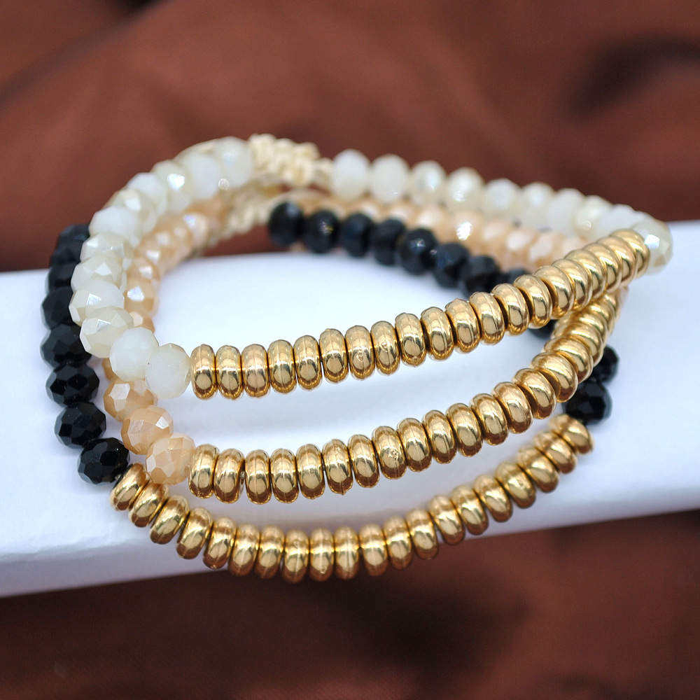 Hand woven hand rope retractable Bohemian crystal golden friendship bracelet accessories
Hand woven hand rope retractable Bohemian crystal golden friendship bracelet accessories