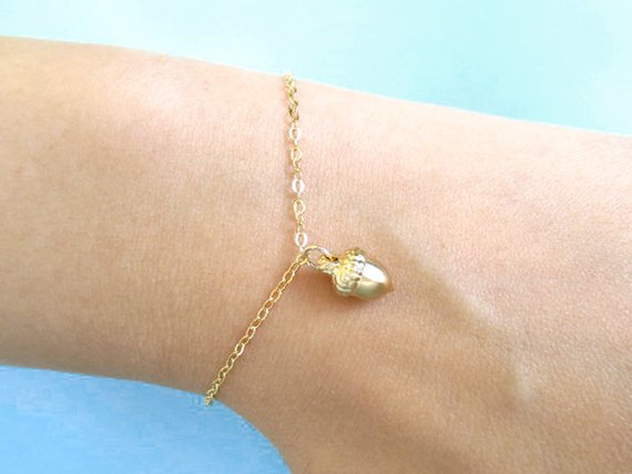 10PCS Cute Cartoon Pinecone Bracelet Tiny Acorn Bracelet Minimal Pine Cone Bracelet Small Squirrel Nut Chain Bracelets for Women