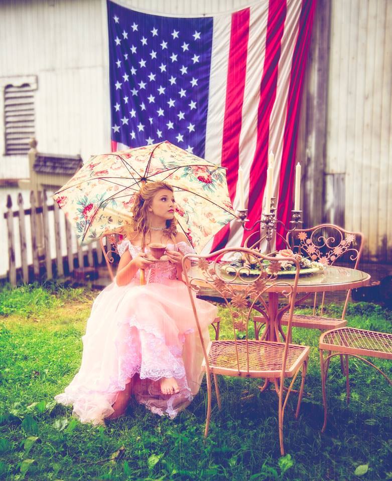 Cute Pink Flower Girl Dresses For Weddings Off The Shoulder Beads A Line Girls Pageant Gowns Tutu First Holy Communion Dresses Party Wear