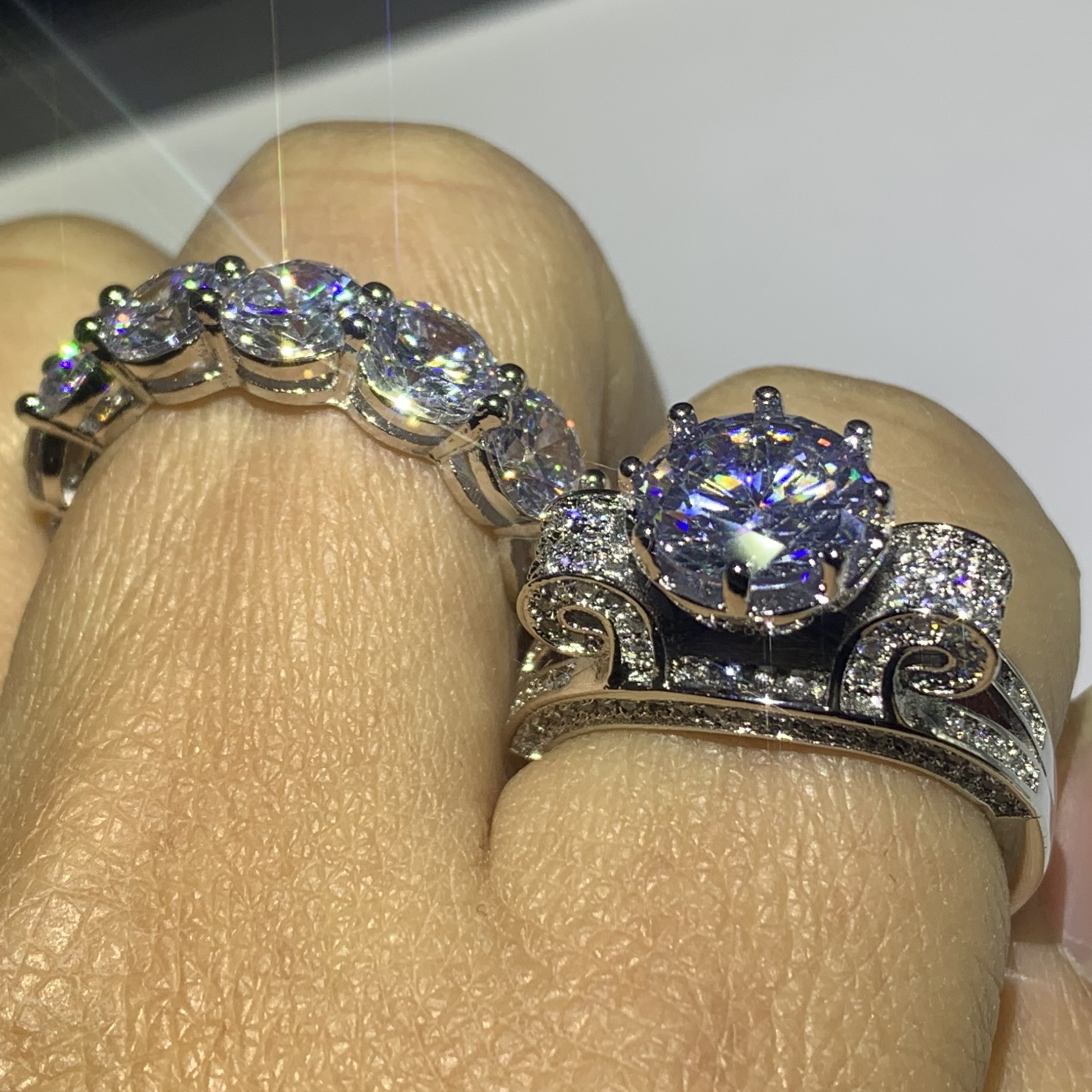 Victoria Wick Sparkling Luxury jewelry 925 Sterling Silver Round Cut White Topaz CZ Diamond Couple Rings Eternity Women Wedding Bridal Ring
