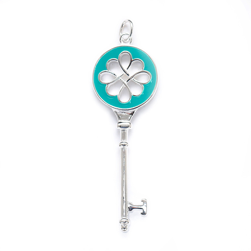 Famouse Stylist S925 Chinese Knot Pendant Necklace 100% 925 Silver Necklaces Platinum Blue Enamel Key Chains
Famouse Stylist S925 Chinese Knot Pendant Necklace 100% 925 Silver Necklaces Platinum Blue Enamel Key Chains