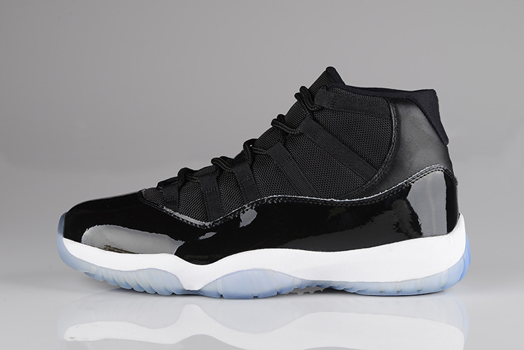 Hot Classic 11 Space Jam 2016 Release Man Designer Basketball Shoes Comfort XI Black Concord White Woman Fashion Trainers Real Carbon Fiber
Hot Classic 11 Space Jam 2016 Release Man Designer Basketball Shoes Comfort XI Black Concord White Woman Fashion Trainers Real Carbon Fiber