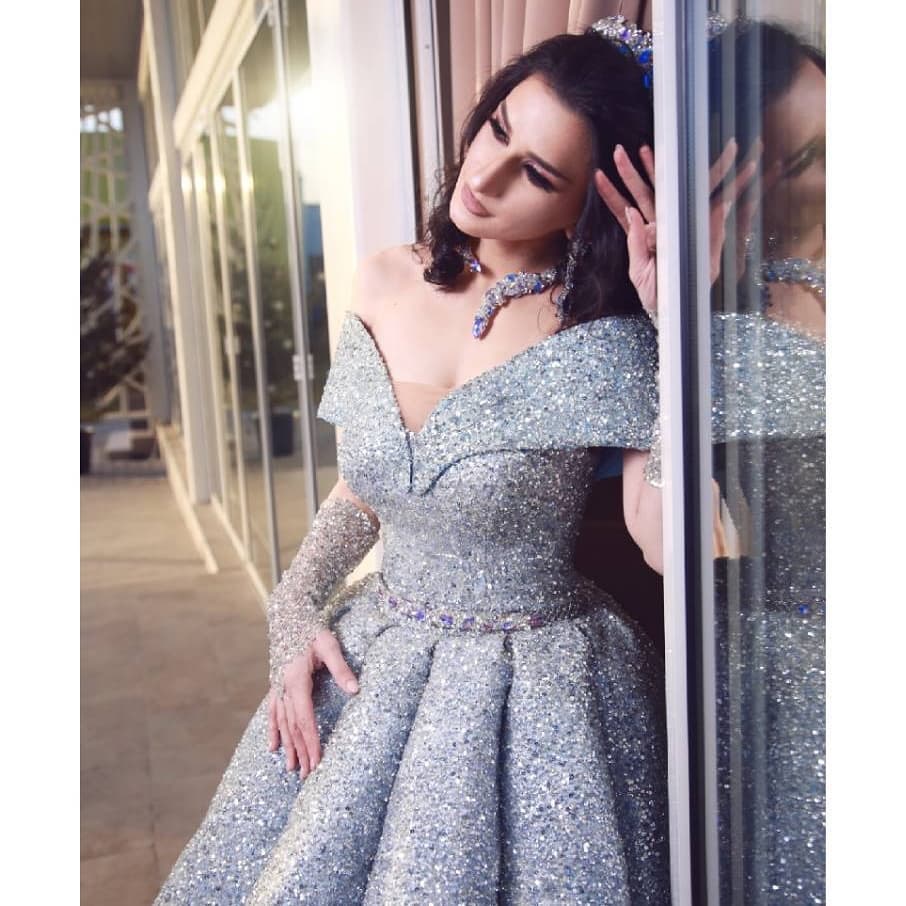 2020 Light Blue Evening Dresses A Line Off The Shoulder Ruffles Sweep Train Luxury Prom Dress Custom Made Arabic Formal Gowns Party Wear
