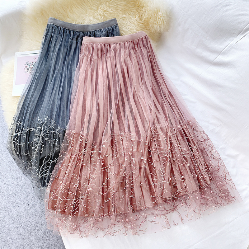 HLBCBG Fashion Tulle Velvet Long Skirt Women with Beading and Lace 2019 Fall Winter A Line High Waist Pleated Skirt Female Pink, Black
HLBCBG Fashion Tulle Velvet Long Skirt Women with Beading and Lace 2019 Fall Winter A Line High Waist Pleated Skirt Female Pink, Black
