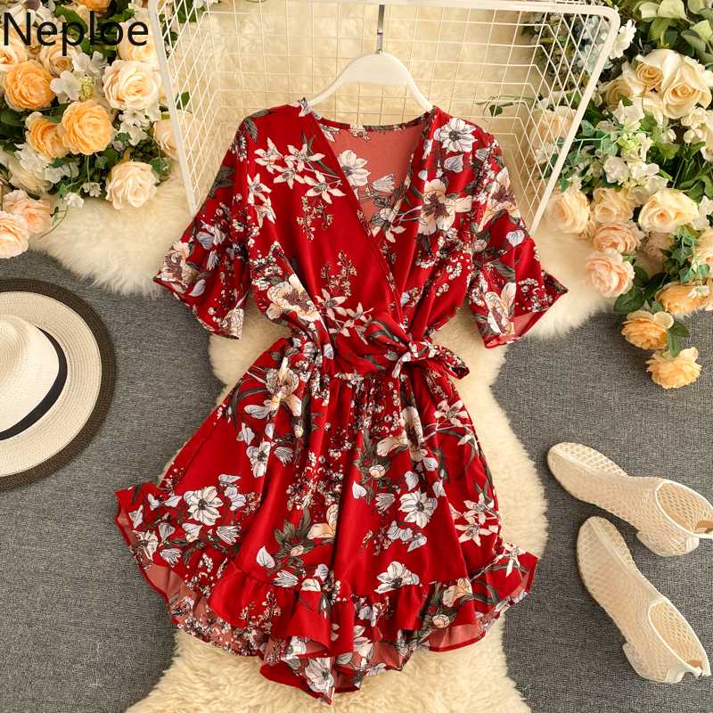 Neploe Bohemian 2020 New Summer Bodysuit V Neck Short Sleeve Ruffle Playsuit Elegant Print Slim Waist Jumpsuit 1C911, White
Neploe Bohemian 2020 New Summer Bodysuit V Neck Short Sleeve Ruffle Playsuit Elegant Print Slim Waist Jumpsuit 1C911, White