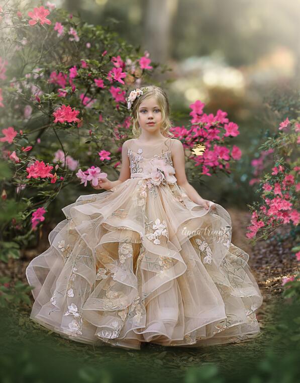 Champagne 2020 Flower Girl Dresses For Wedding Lace Appliqued Beads Pageant Gowns Tulle Floor Length Tiered Ruffled First Communion Dress