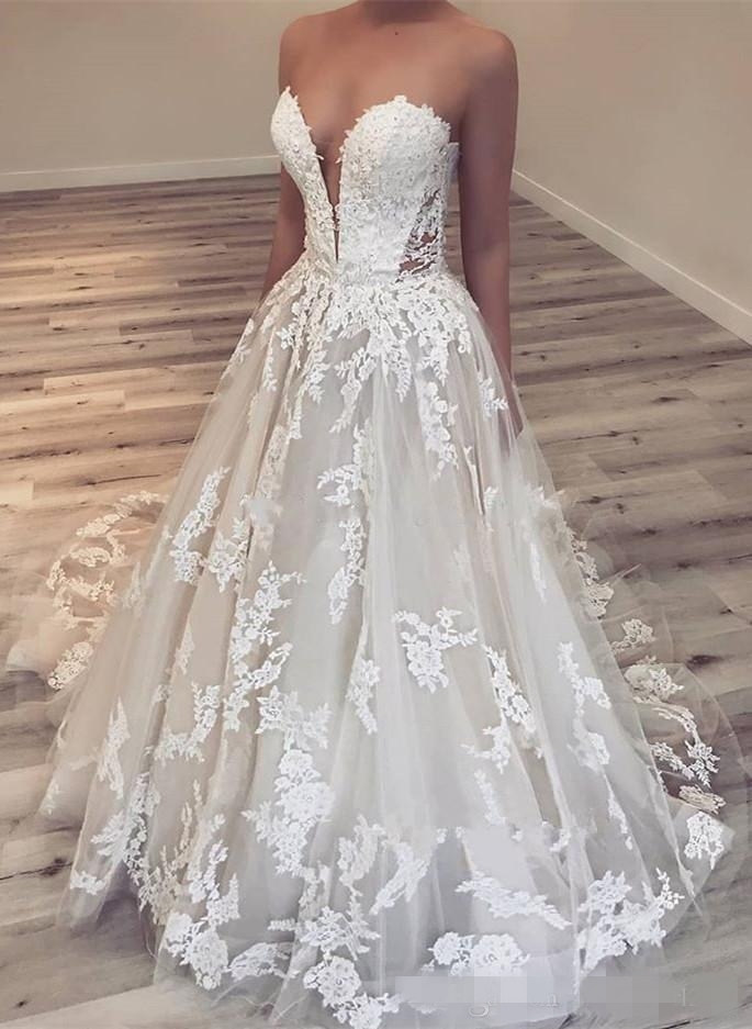 A Elegant Sweetheart Line Dresses Lace Applique Tulle Sweep Train Garden Country Plus Size Wedding Gown Vestido De Novia pplique