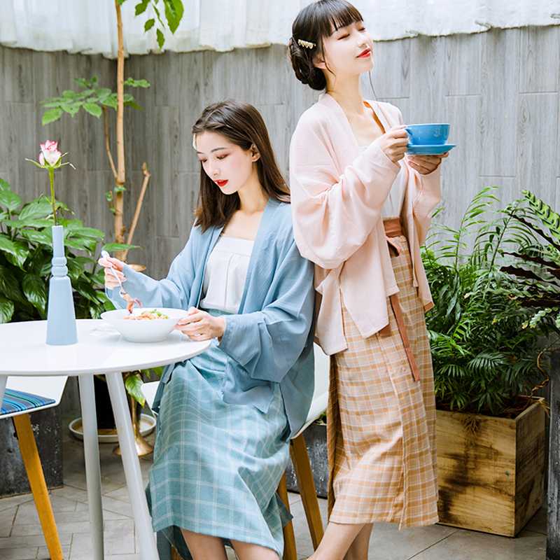 New Chinese Traditional Fairy Princess Dress Daily Hanfu Ancient Costume Hanfu Women Stage Performance Folk Dance Dress DQS4731, As picture
New Chinese Traditional Fairy Princess Dress Daily Hanfu Ancient Costume Hanfu Women Stage Performance Folk Dance Dress DQS4731, As picture