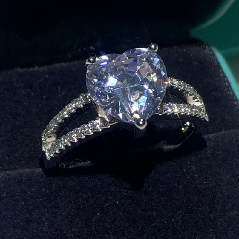 2PCS Couple Rings Luxury Jewelry 925 Sterling Silver Pear Cut White Topaz CZ Diamond Gemstones Women Wedding Bridal Ring Set For Lover Gift