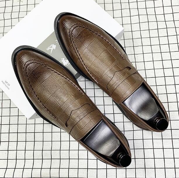 Men loafers Breathable Shoes Plaid Slip-On Business Dress leather Shoes British style Pointed Toes Flats Prom Party Wedding Shoes KLH33, Choose the color you want
Men loafers Breathable Shoes Plaid Slip-On Business Dress leather Shoes British style Pointed Toes Flats Prom Party Wedding Shoes KLH33, Choose the color you want